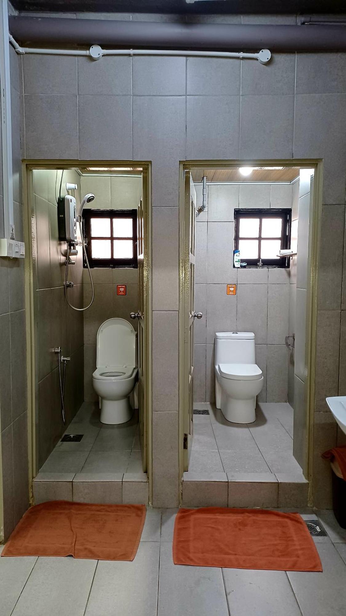 Bricks Backpackers Sleepbox Capsule hotel